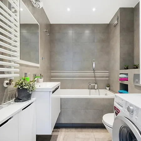 公寓 Chrobrego 2 *